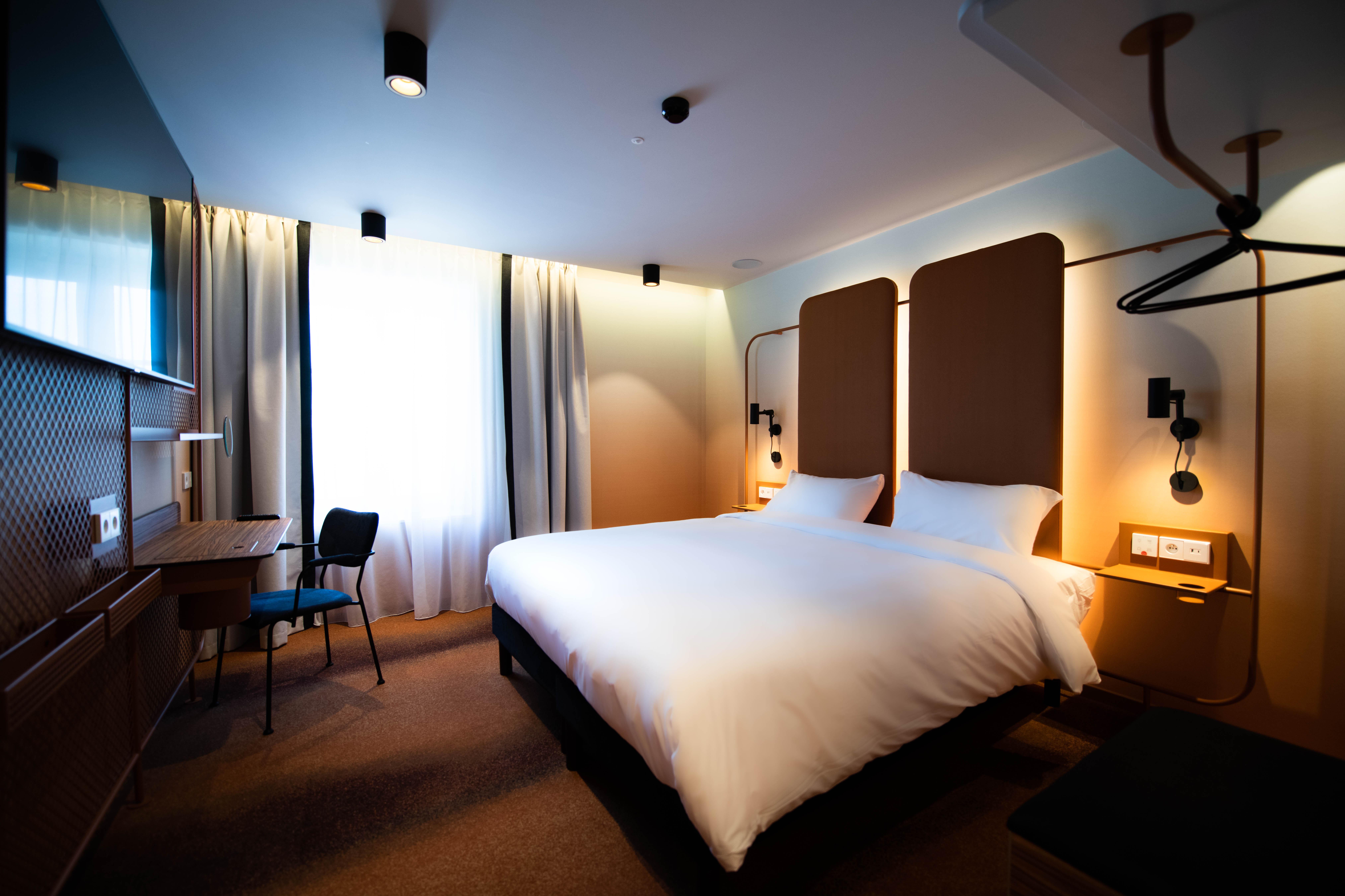 อินเตอร์-โฮเทล โดวีล คอนติเนนตัล Hotel โดวีลล์ ภายนอก รูปภาพ